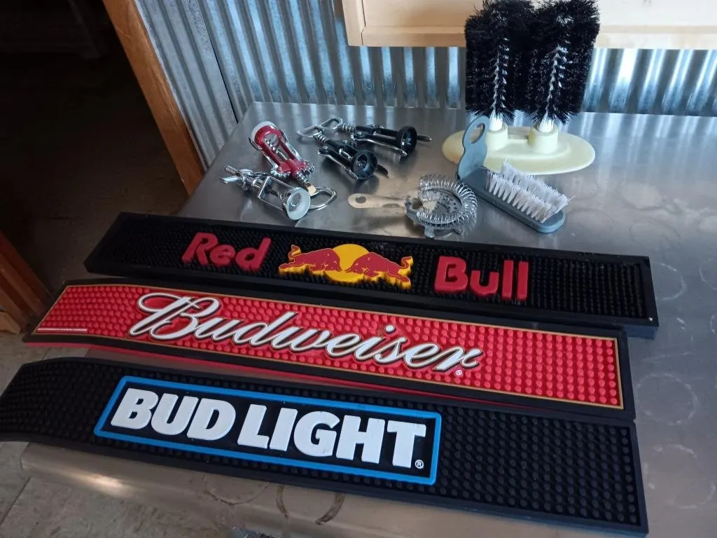 Wine Bottle Openers,Rubber Drip Pads & Brushes