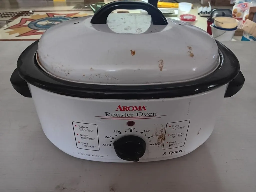 roaster oven
8 quart
Untested
