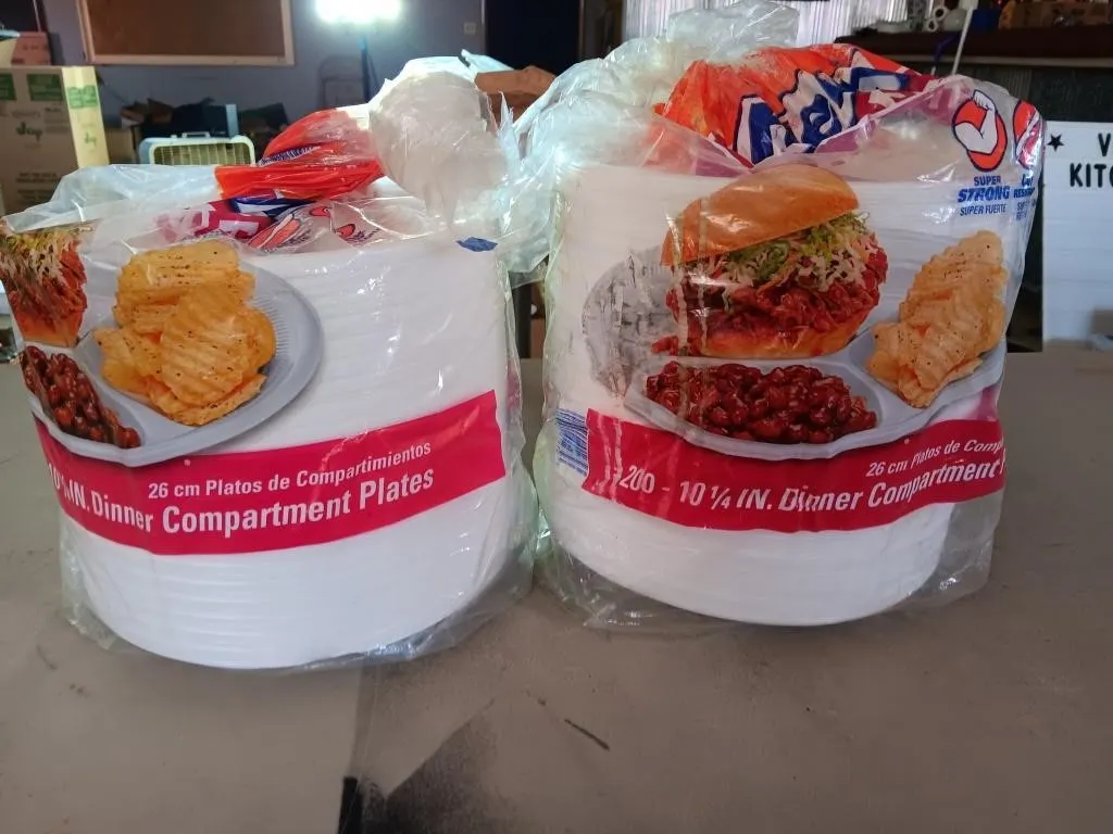 Two open containers of Hefty Supreme 10.25in.