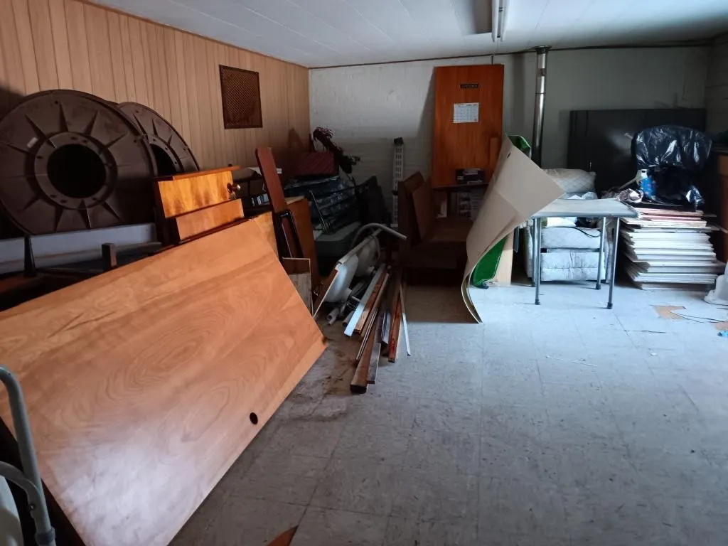 Contents of the back of the room
