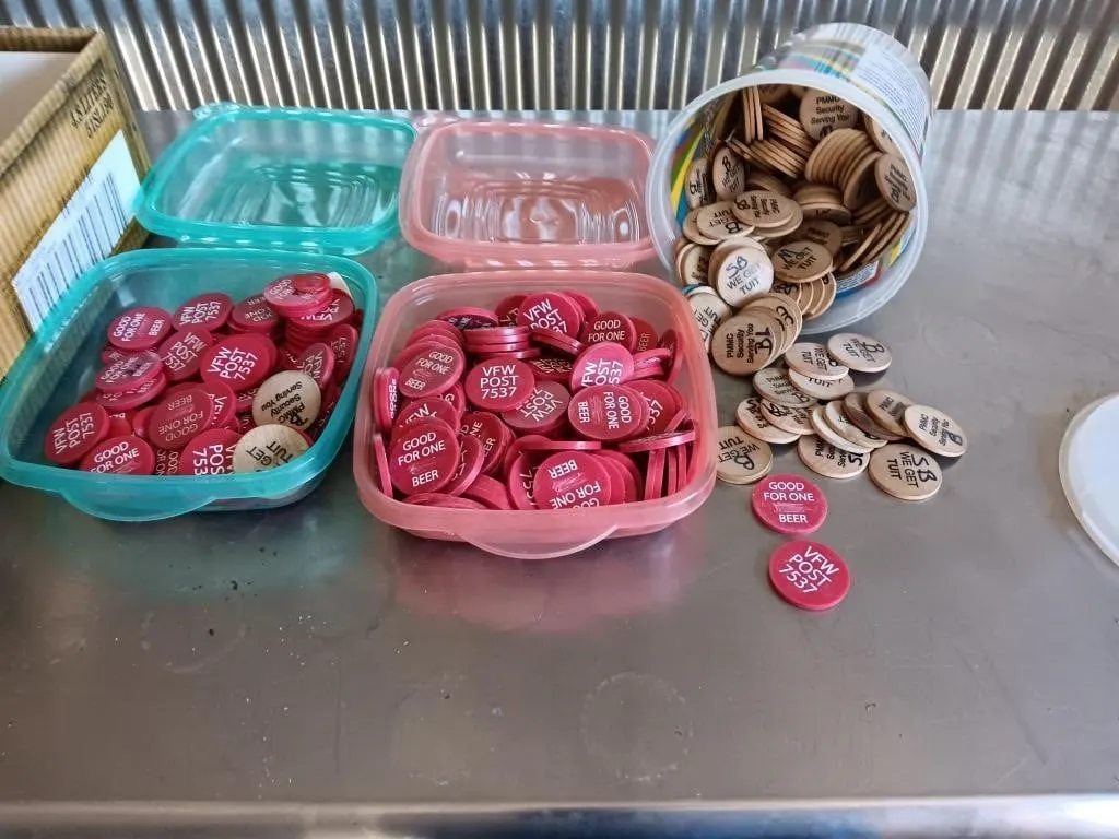 Wooden Round Tuit Tokens & Plastic Round Drink