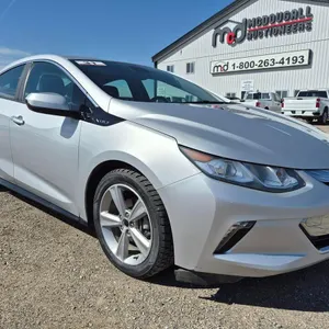 2018 Chevrolet Volt Plug-In Hybrid Car