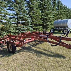 Cockshutt Field Cultivator w/ Leon Harrow
 UNRESERVED
