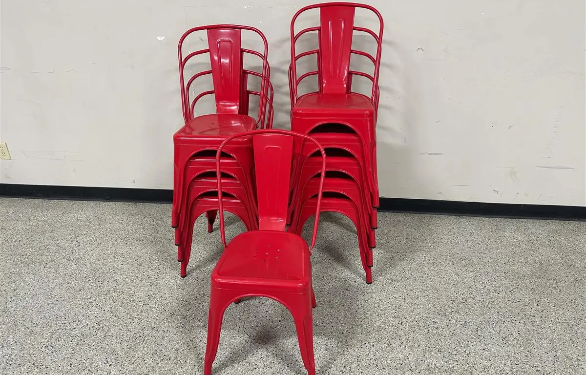 (10) Red Metal Bistro Chairs
UNRESERVED