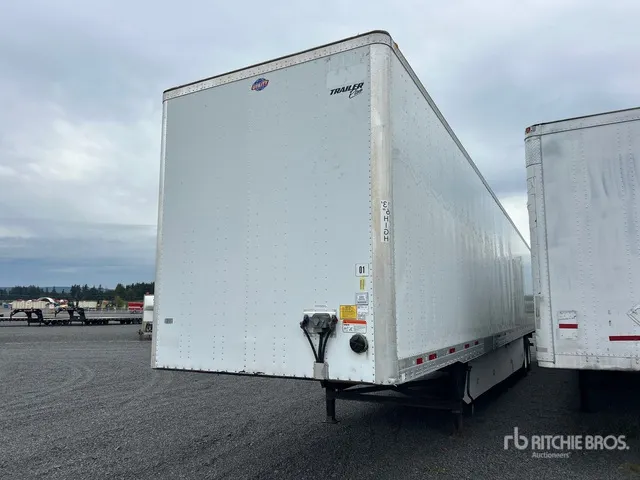 2016 Utility 53 ft x 102 in T/A Van Trailer