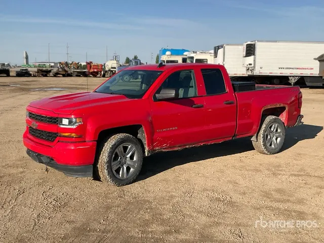 2018 Chevrolet Silverado 1500 4x4 Extended Cab Pickup