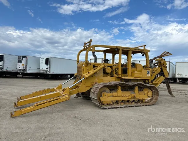 1979 Cat D7G Tracked Cable Plow