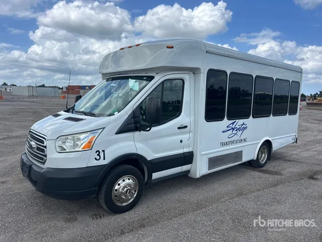 2019 Ford Transit T-350 4x2 7-Seat Mini Bus