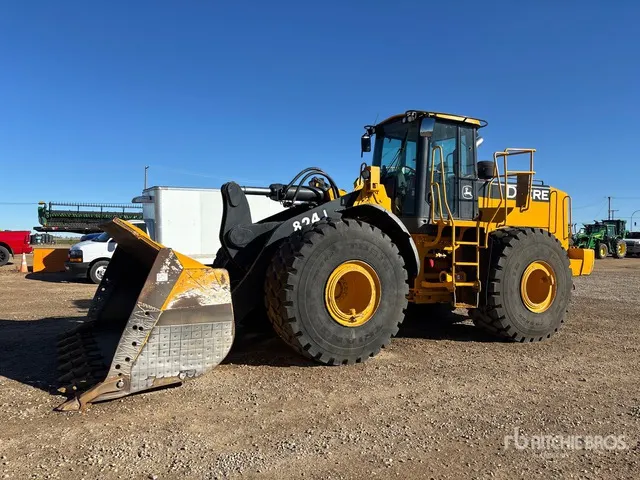 2006 John Deere 824J Wheel Loader