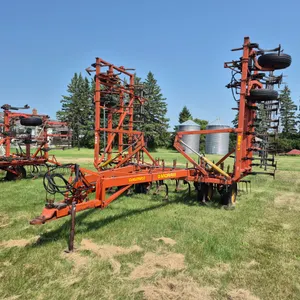 MORRIS CHALLENGER L-233 FIELD CULTIVATOR