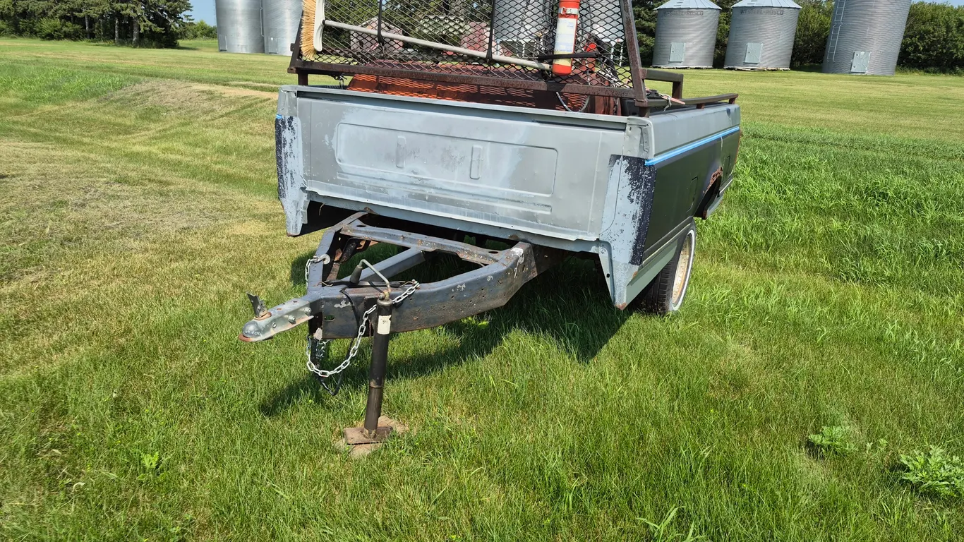 HOMEMADE TRUCK BOX TRAILER
