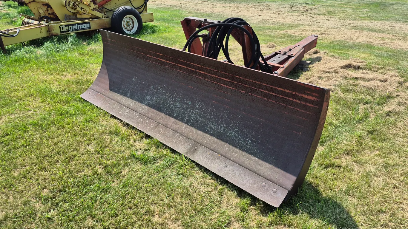 LEON 8' DOZER BLADE W/ FRAME