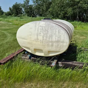 500 GALLON SPRAYER TANK