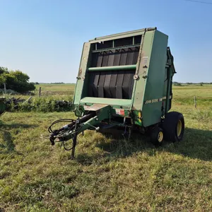 JOHN DEERE BALER