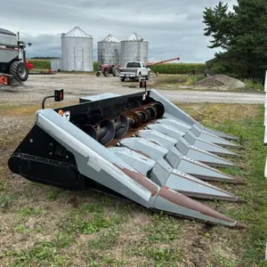 GLEANER 6 ROW CORN HEAD