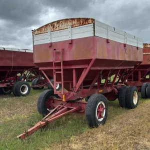 500 BUSHEL GRAVITY WAGON