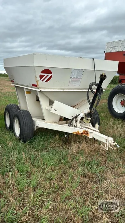TYLER TANDEM FERTILIZER SPREADER