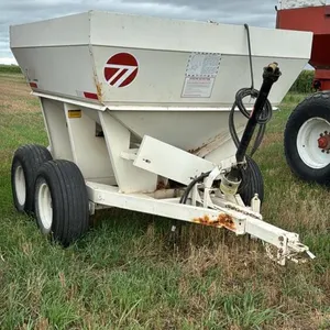 TYLER TANDEM FERTILIZER SPREADER