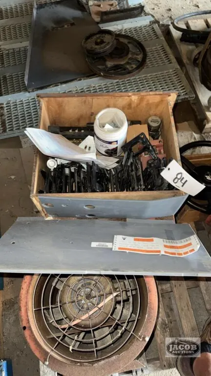 LOT OF GLEANER FLEX HEAD PARTS