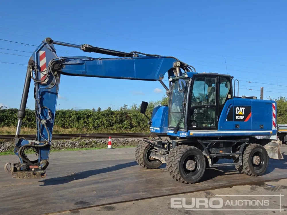 2019 CAT M320F