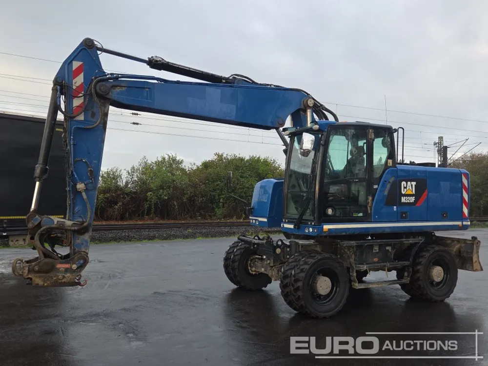 2019 CAT M320F