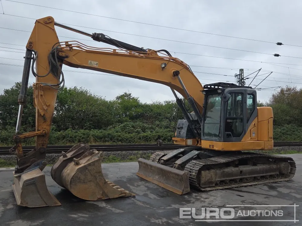 2016 Case CX235C SR