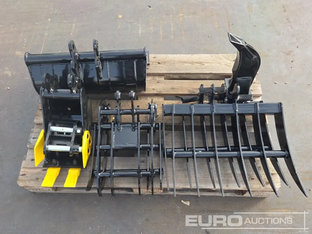 Unused 2026 ZJG 22" Ditching Bucket, 7" Digging Bucket, Wood Grapple, Rakes (2 of), Ripper, QH to suit Micro Excavator