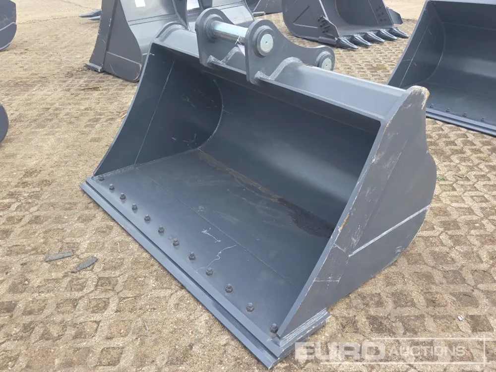 Unused 2026 Cavalry 74" Cleanup Bucket, 80mm Pin to suit 20-25 Ton Excavator (CAT 320/PC200/ZX200/SK210/DH210/RX210/EC210)