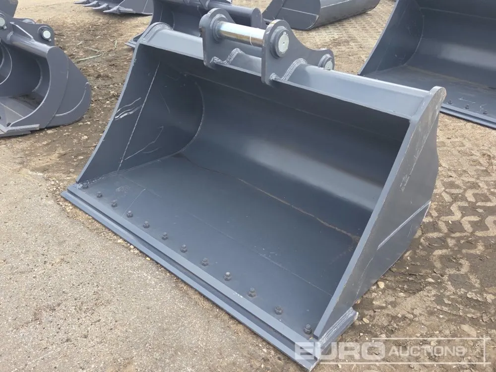 Unused 2026 Cavalry 74" Cleanup Bucket, 80mm Pin to suit 20-25 Ton Excavator (CAT 320/PC200/ZX200/SK210/DH210/RX210/EC210)