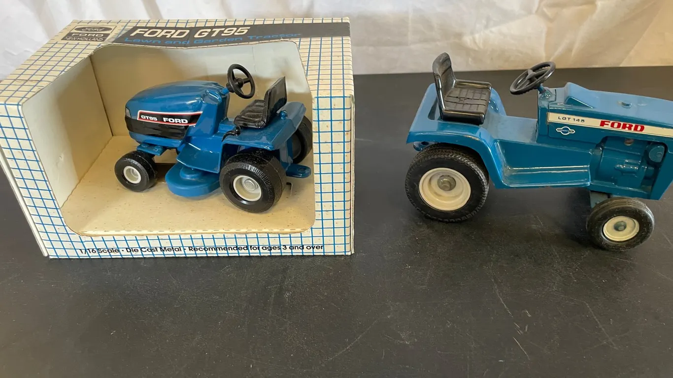 (2) L&G Ford Tractors