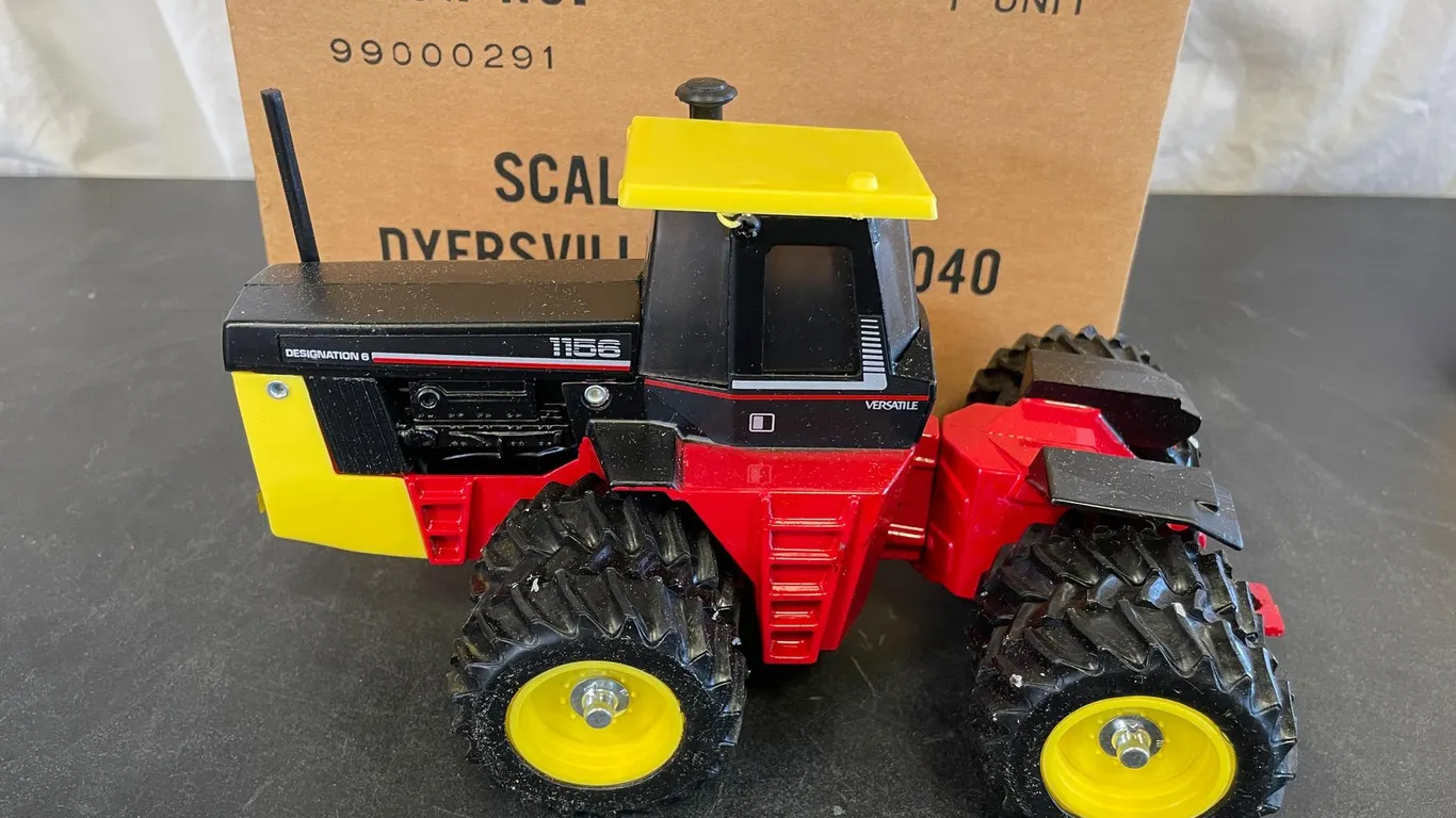 Versatile 1156 Tractor