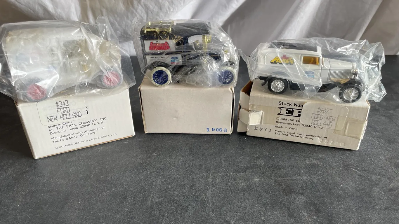 (3) Ford/New Holland Vehicles