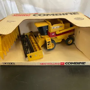 New Holland Combine