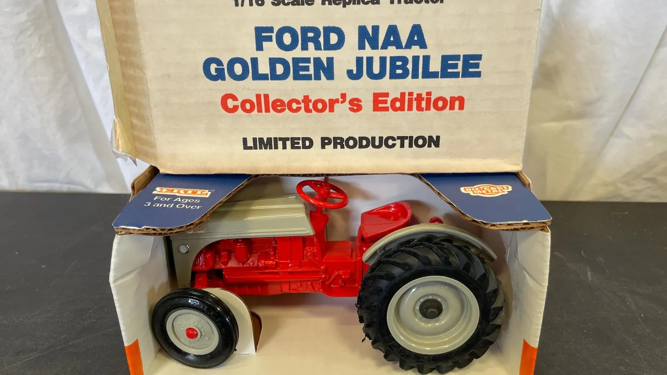 (2) Ford Tractors