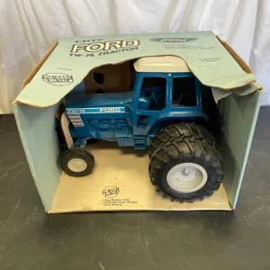 Ford TW-15 Tractor