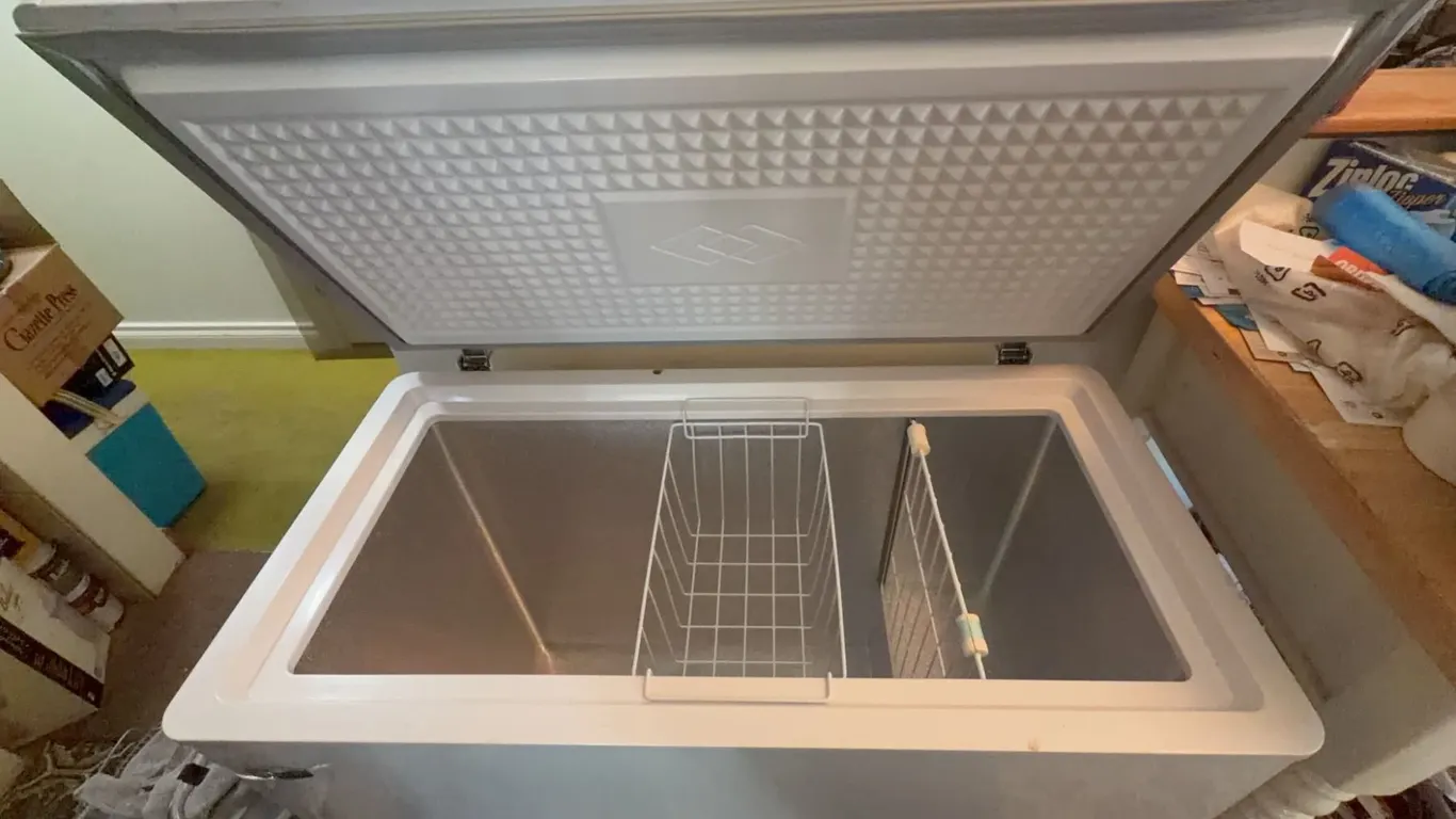 Danby Premiere DCF072A2WP Chest Freezer 7.2 cu ft