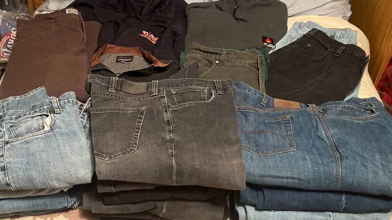 Men's Clothing Lot Mixed Jeans Jackets and Hoodie