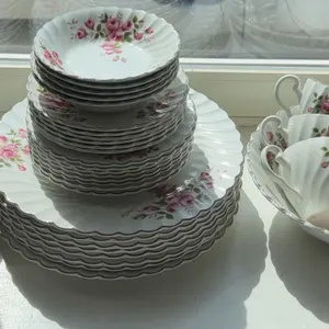 Johnson Bros. English Porcelain Tea Set with Pink Roses Pattern