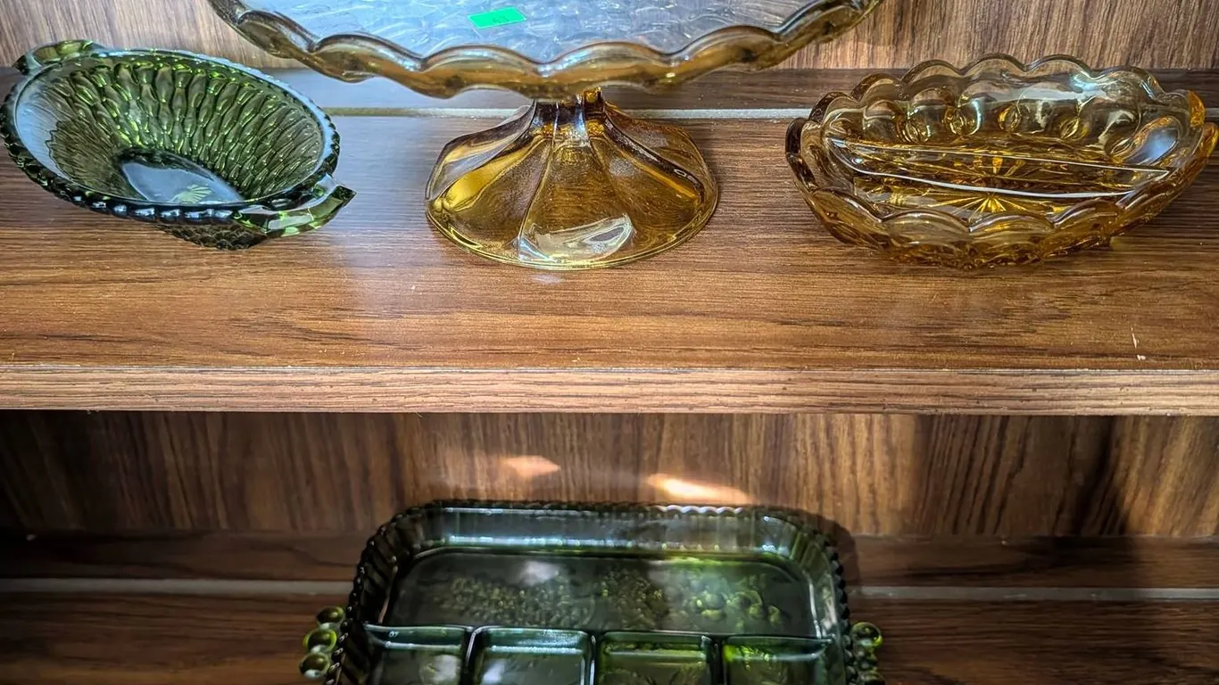 Amber and Green Depression Glass, 4 Pieces