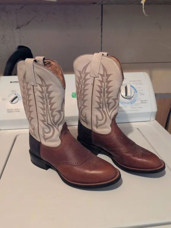 Tony Lama Brown and Cream Leather Cowboy Boots
