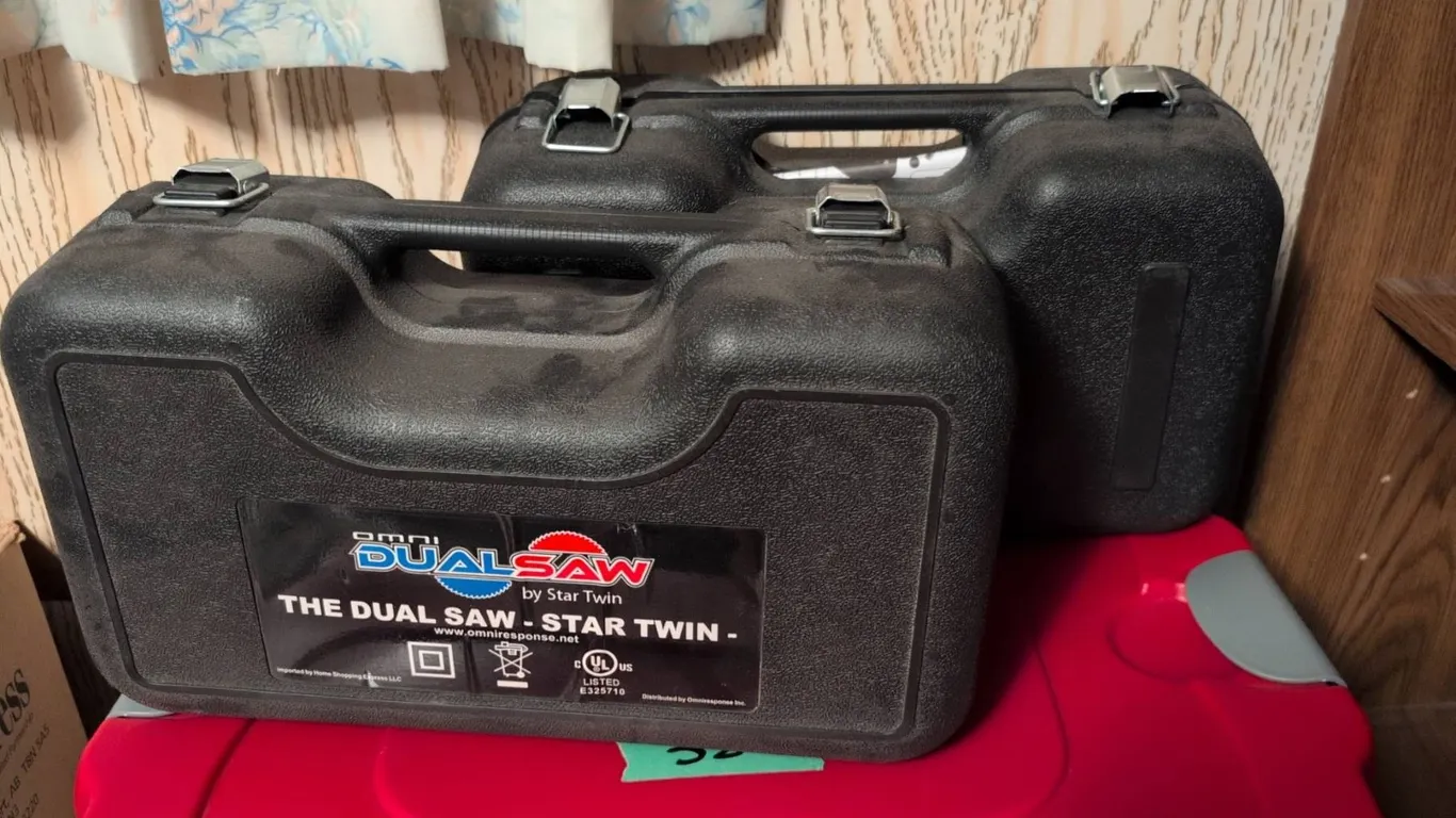 DualSaw Startwin Counter Rotating Saw Lot with Cases and Manuals