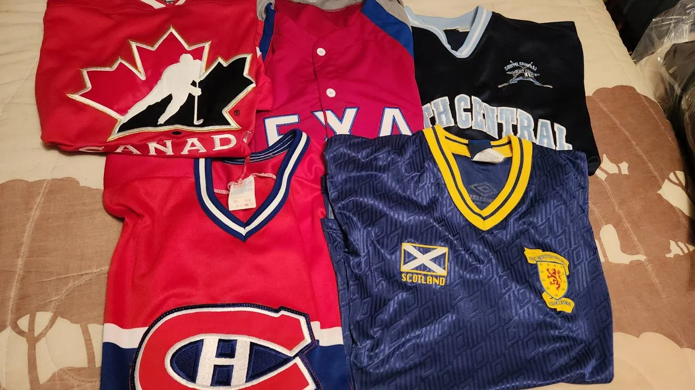 Sports Jerseys Lot