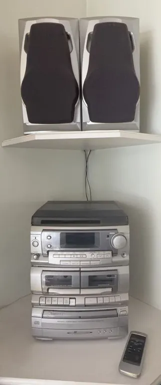 Memorex Stereo System with Turntable, CD, Cassette, Radio, Speakers and Remote