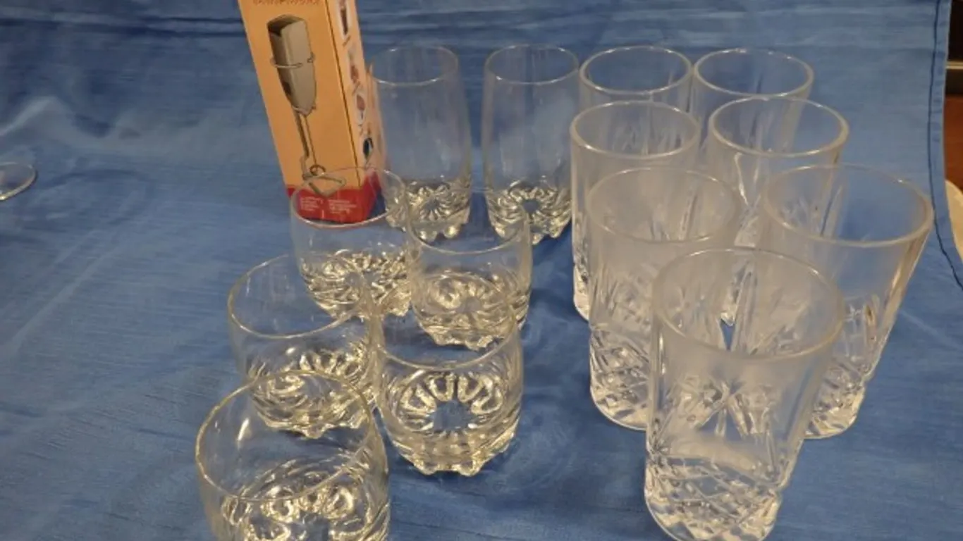 Clear Cut Glass/Crystal Drinkware