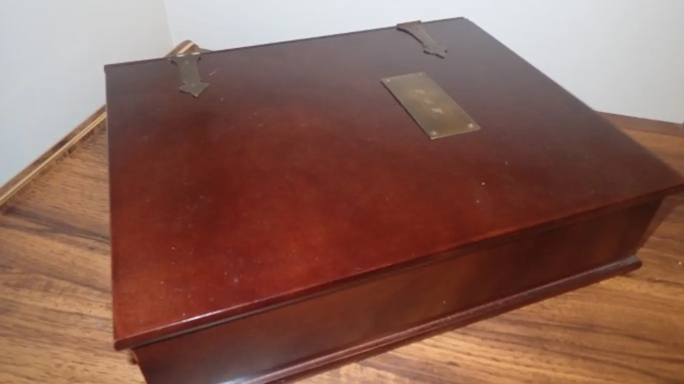 Bombay Wooden Box