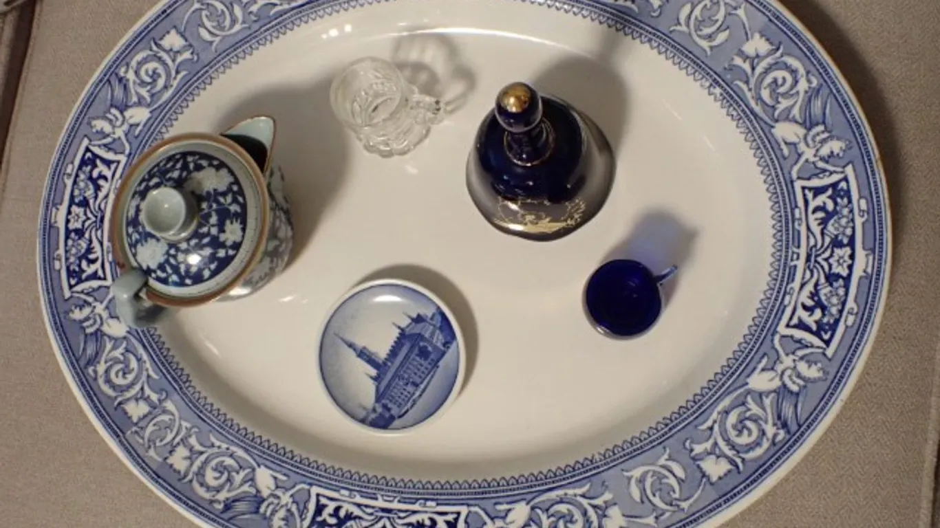 Blue & White/Cobalt Serveware