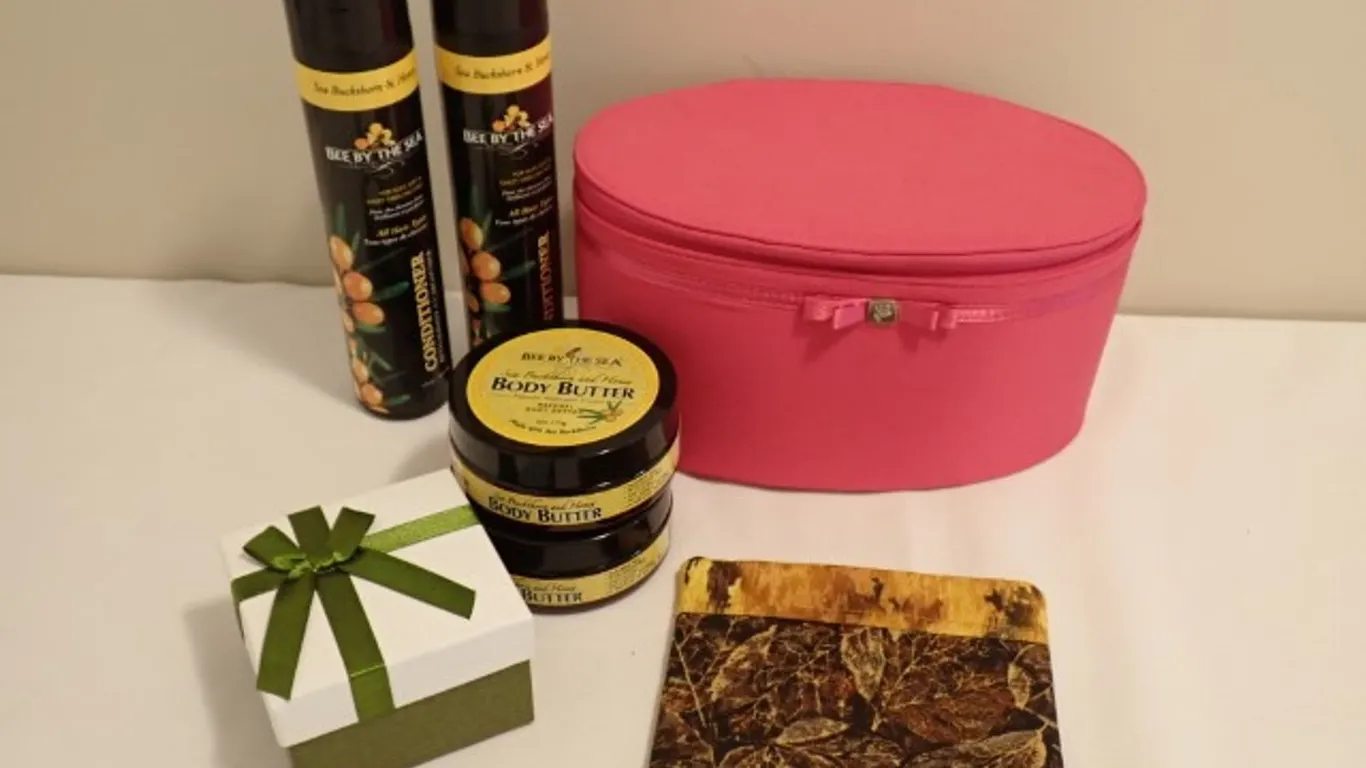 NEW Bee By The Sea Beauty Products+