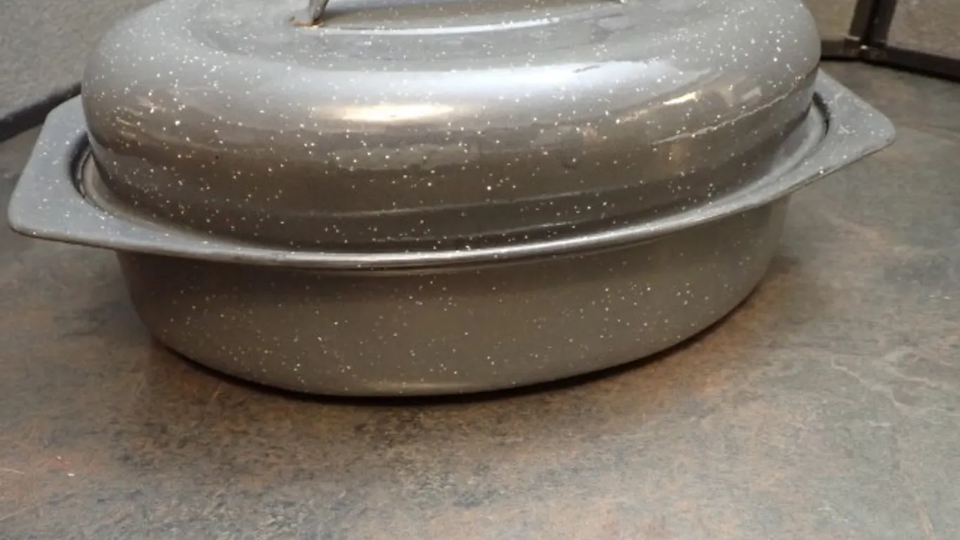 Oval Roasting Pan