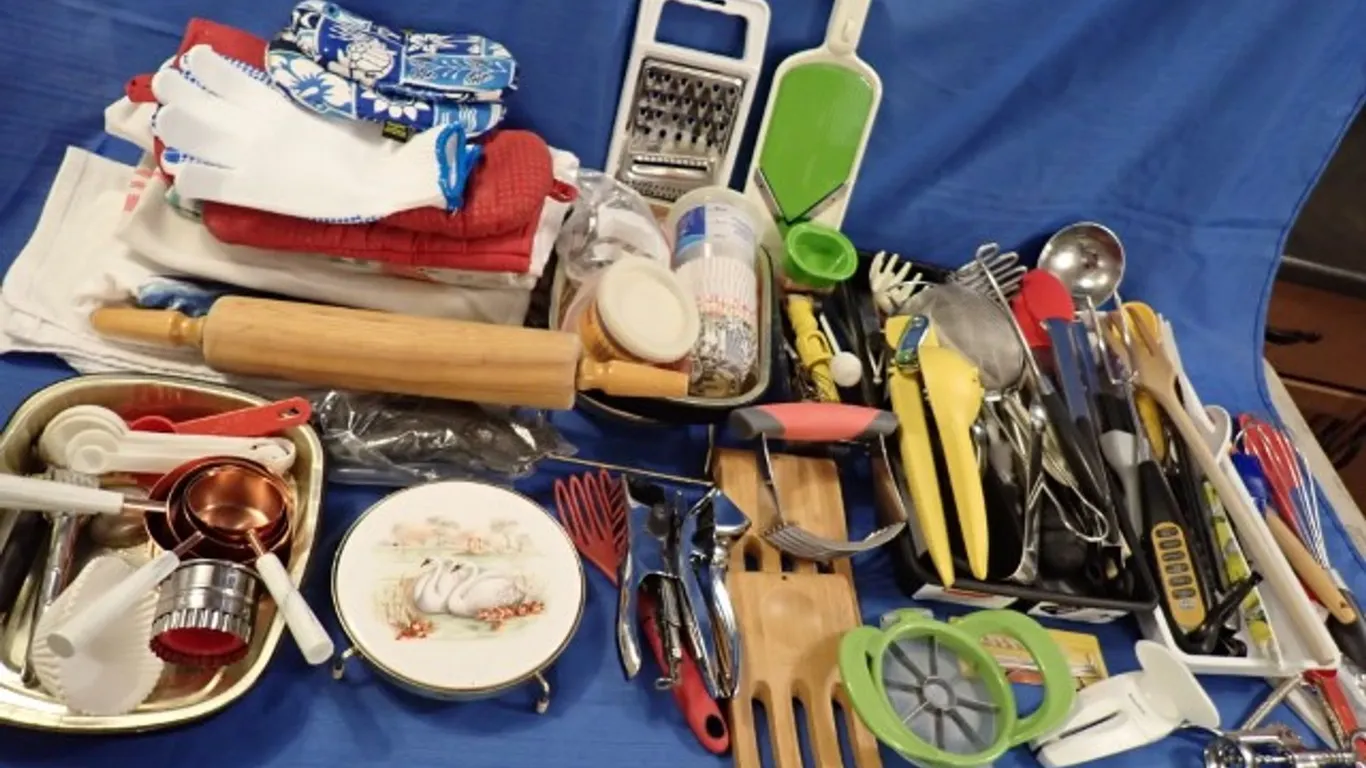 Kitchen Utensils, Tools & Gadgets