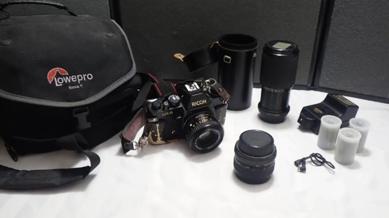 Vintage Camera & Accessories